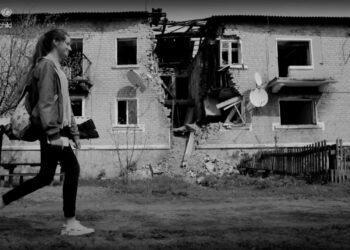 After three years of full-scale war in Ukraine and 11 years of conflict in the east, every child continues to be at risk and in need of sustained support. / Photo: UNISEF